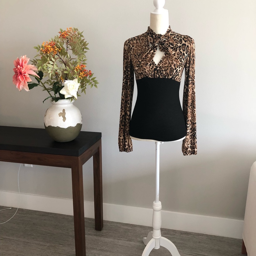 Long sleeve top, worn once, size XS/S